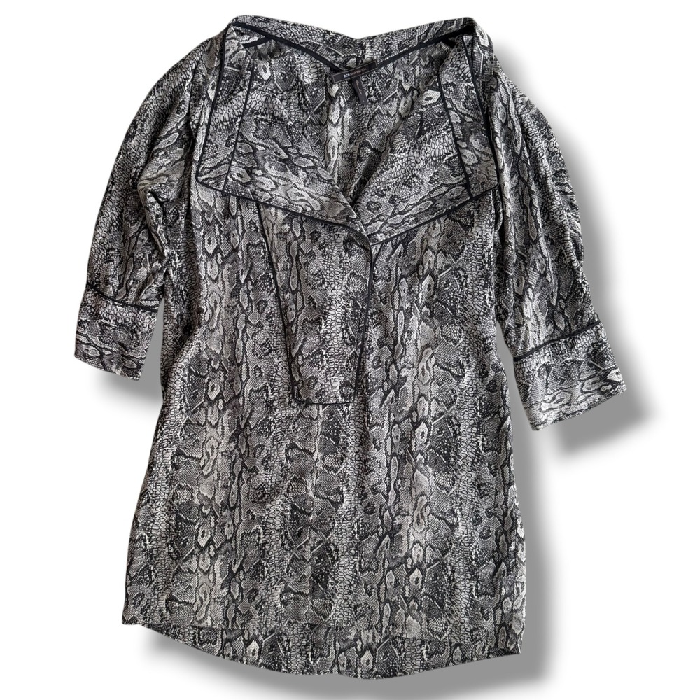 BCBGMAXAZRIA Women's L Cream Gray Snakeskin 100% Silk Tunic Dress Lapel JHD6G332